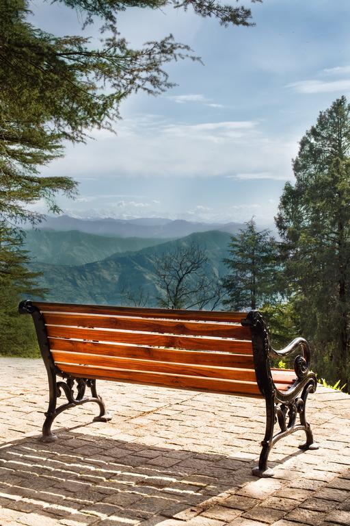 Wildflower Hall, An Oberoi Resort, Shimla Eksteriør bilde